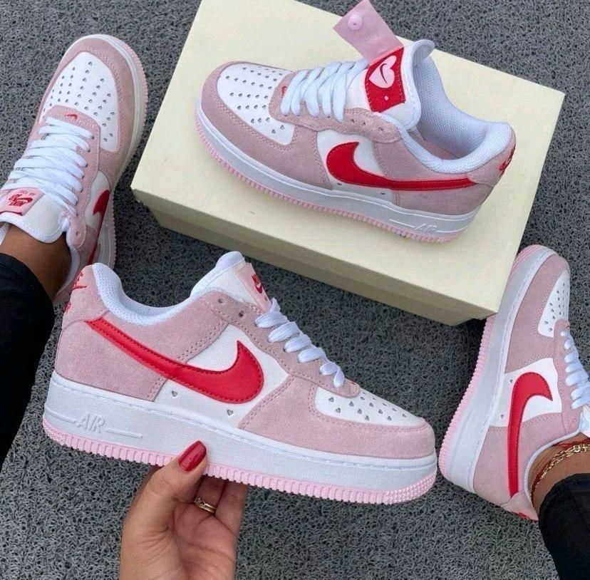 Nike Airforce Valentines Suede